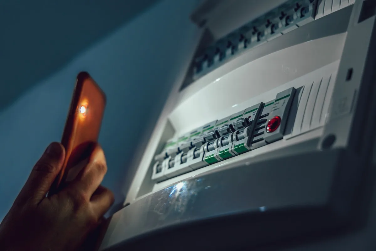 SOS électricien 24h/24 et 7j/7 à Montreuil